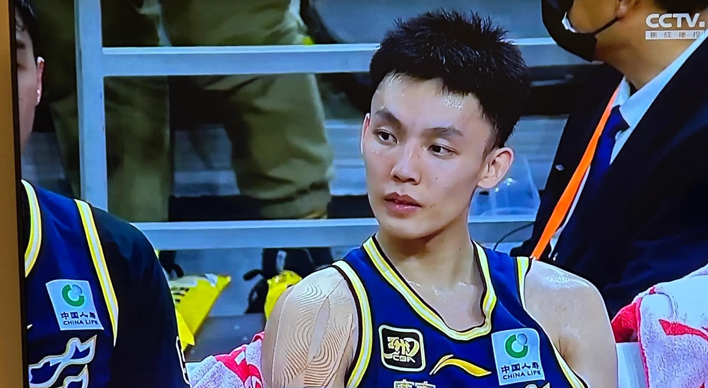 赛地聚焦:CBA季后赛今夜热度飙升;莱比锡遗憾出局;话题不断;高层口径保持一致的简单介绍 赛地聚焦:CBA季后赛今夜热度飙升;莱比锡遗憾出局;话题不断;高层口径保持一致的简单介绍